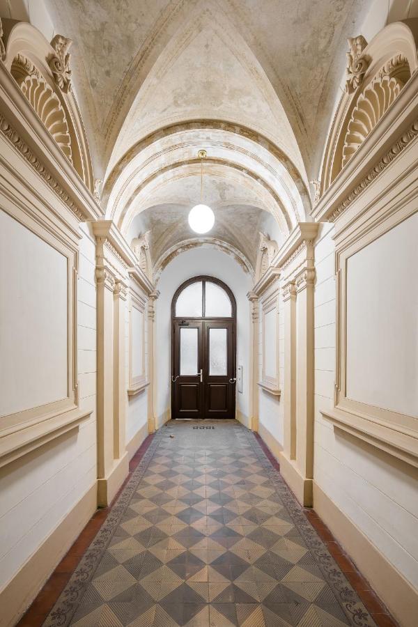 Modern apartment in the center of Prague - Chambres d'hôtes Prague