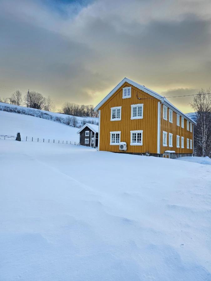 Familie og gruppevennlig hus 12 senger 240kvm - B&B Oppdal