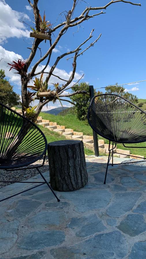 Entrenubes Village - B&B La Calera