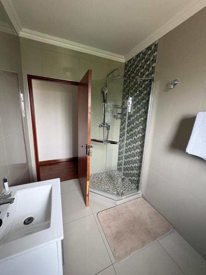 Camera Matrimoniale con Bagno Privato