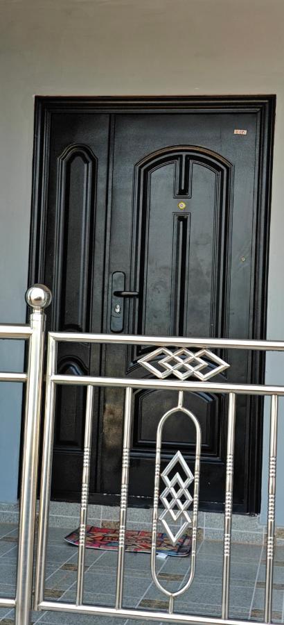 Purple Springs Elmina Suite #1 - B&B Esamang