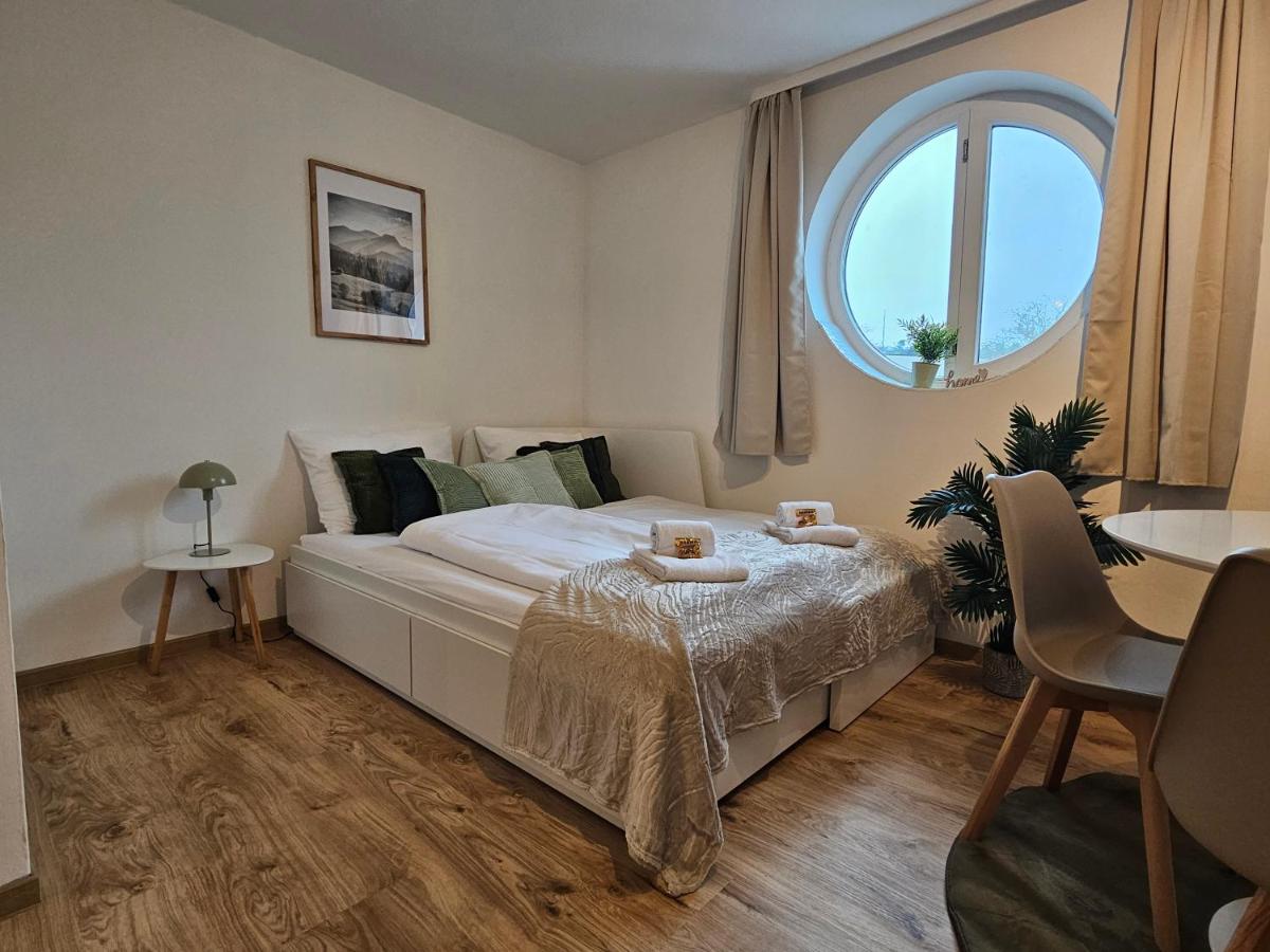 Apartamento de 1 dormitorio con balcón