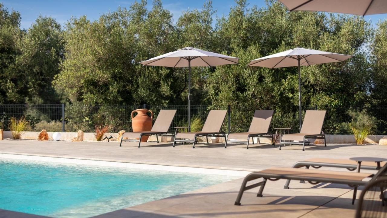 Modern Villa Ava with outdoor pool in Tar - Chambres d’hôtes Tar