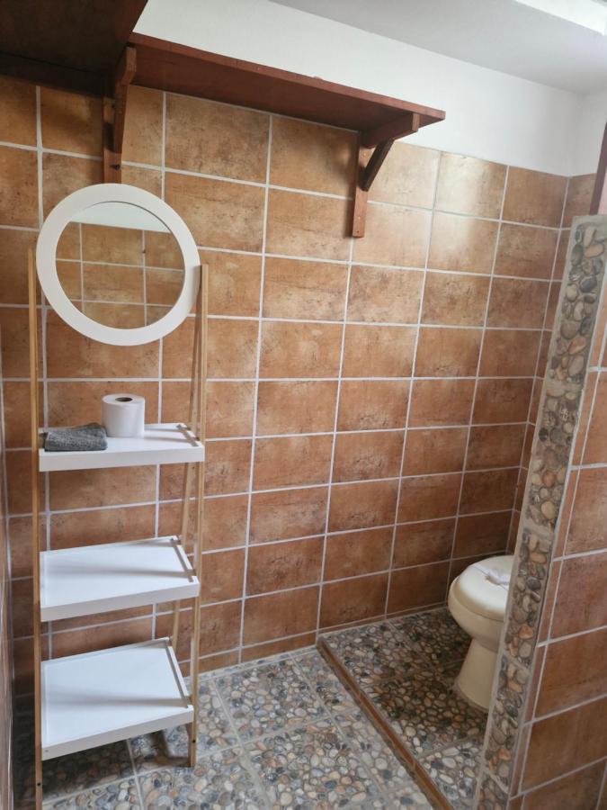 Appartamento con 2 Camere da Letto, Balcone e Vista mare