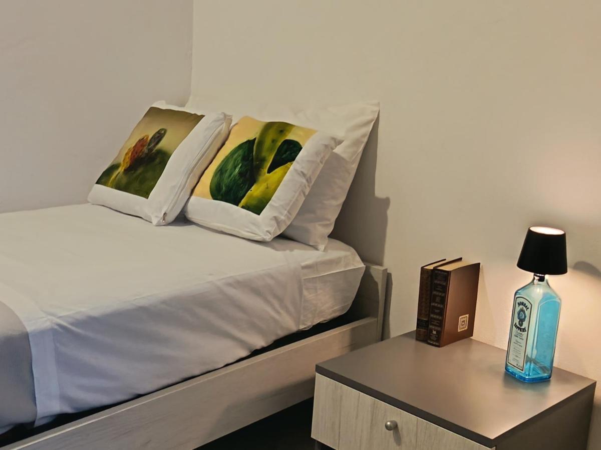 Camera Singola con Bagno Privato