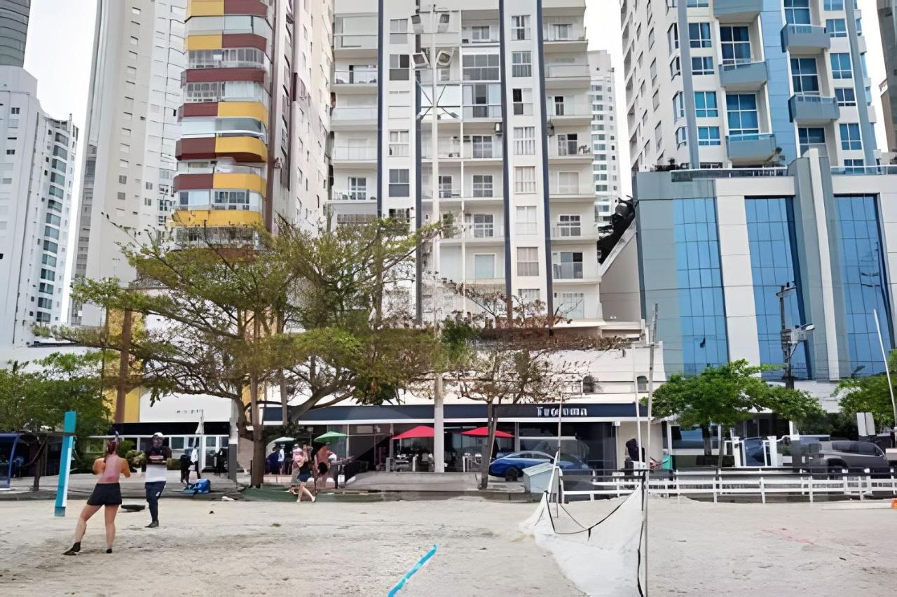 Apto 10 passos da Praia - Garagem - Ar Condicionado - Ferienwohnung Balneário Camboriú