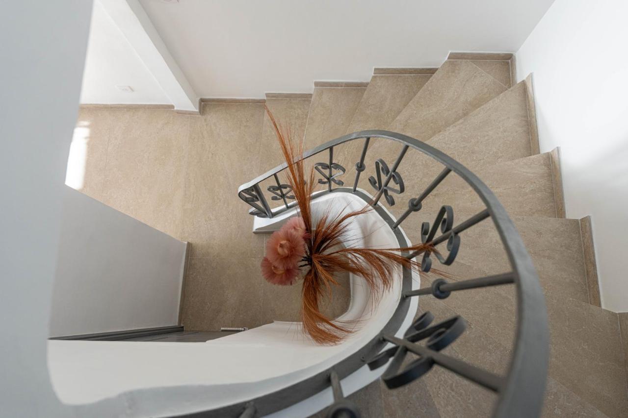 APPARTEMENT BANDOL CENTRE VILLE VUE MER au calme - B&B Bandol