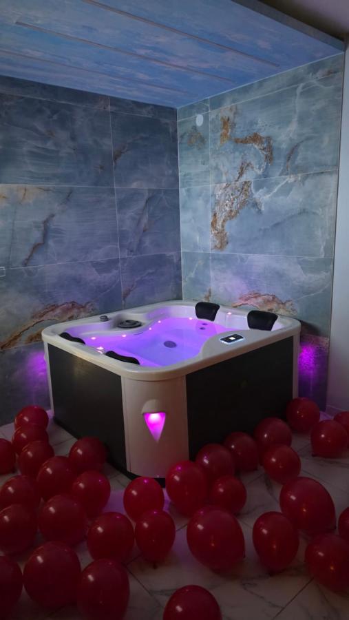 Lux Spa Ljubavna prica - Chambres d’hôtes Veternik