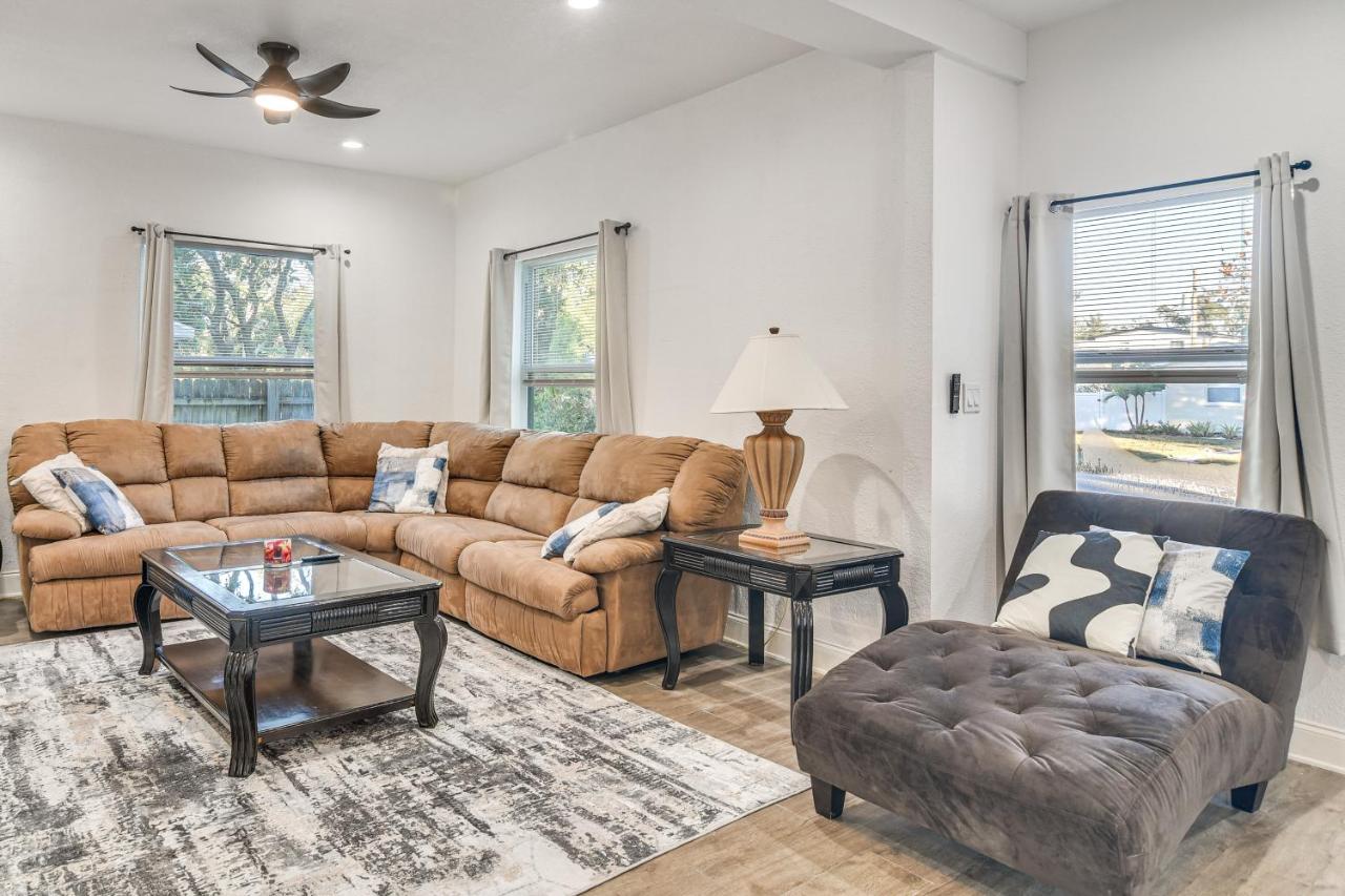 4 Mi to Dtwn St Pete! Pet-Friendly Home w/ Yard - Ferienwohnung Saint Petersburg