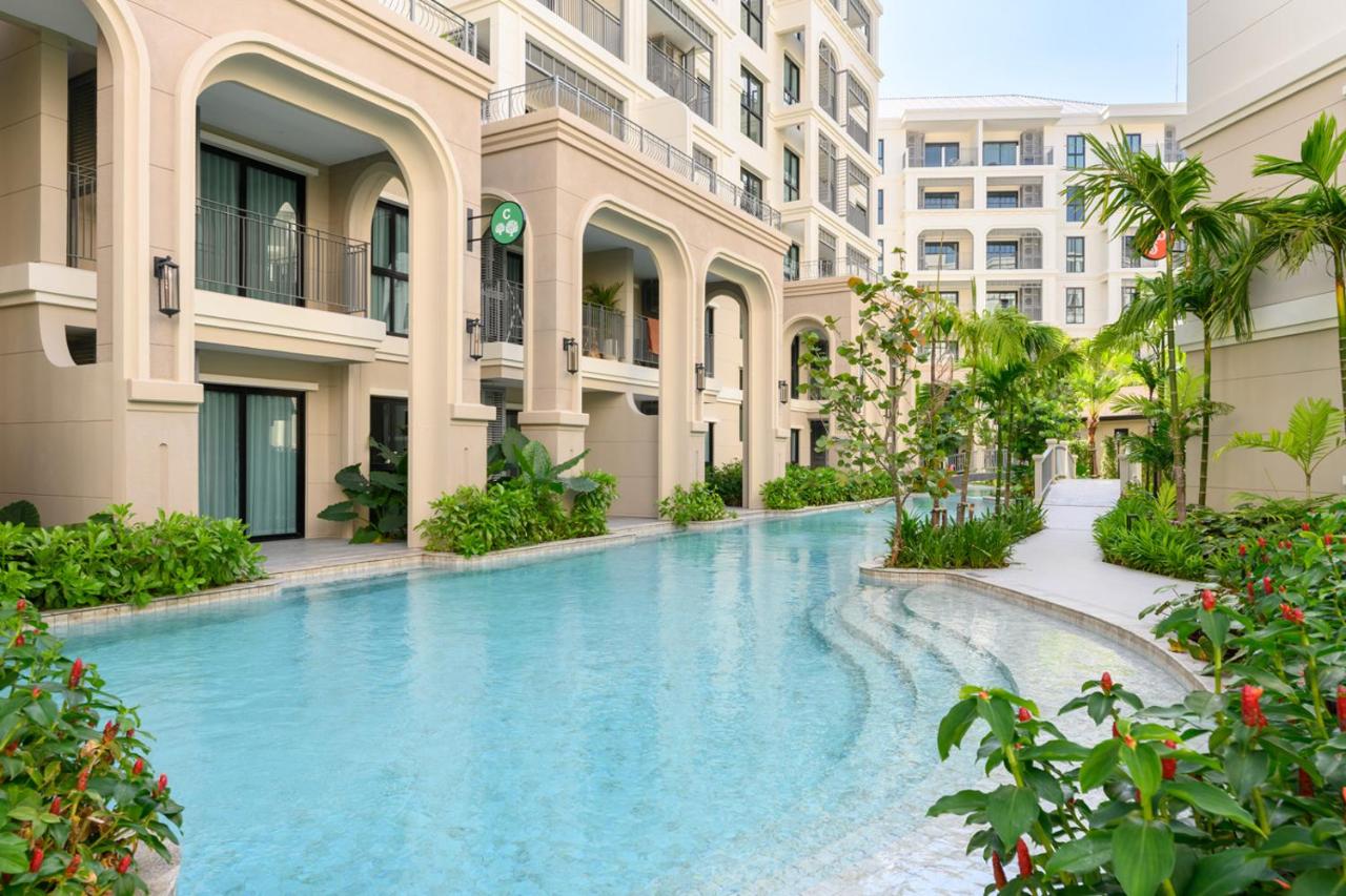 Bang Tao - 10 Min to Beach - Scenic Pool Views - Chambres d'hôtes Bang Tao Beach