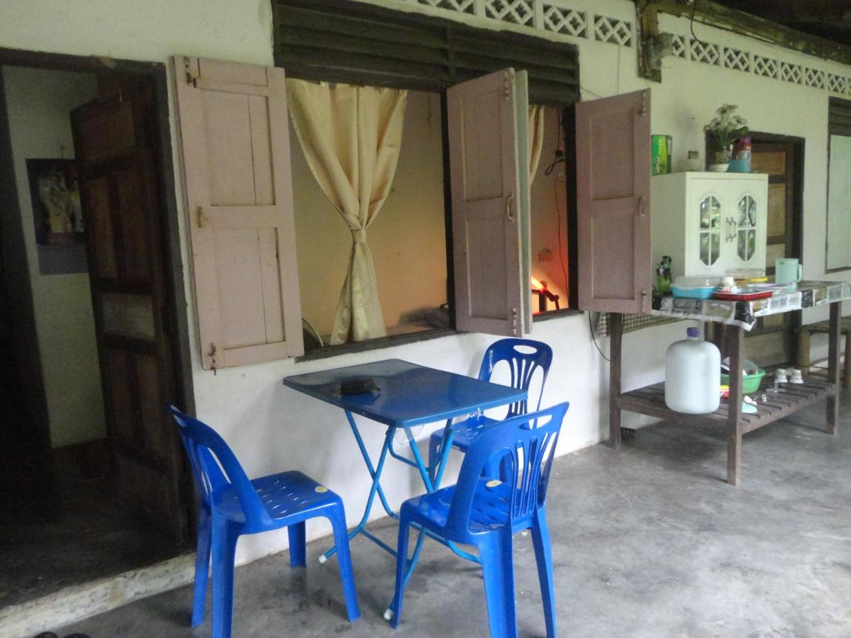 Grandma's Home Sangkhlaburi - B&B