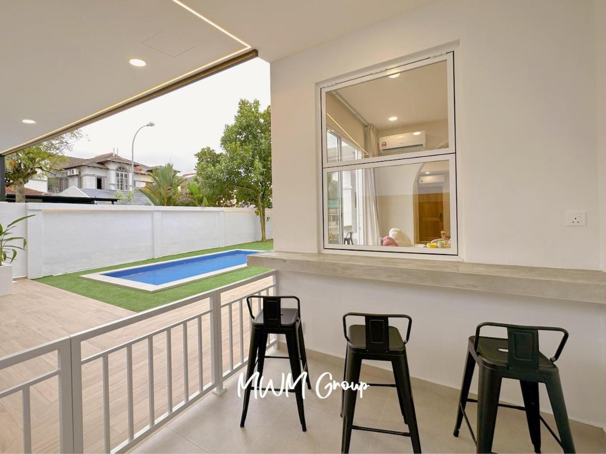 Bukit Indah Terrakids Amazing house with Pool near Legoland - Chambres d'hôtes Johor Bahru