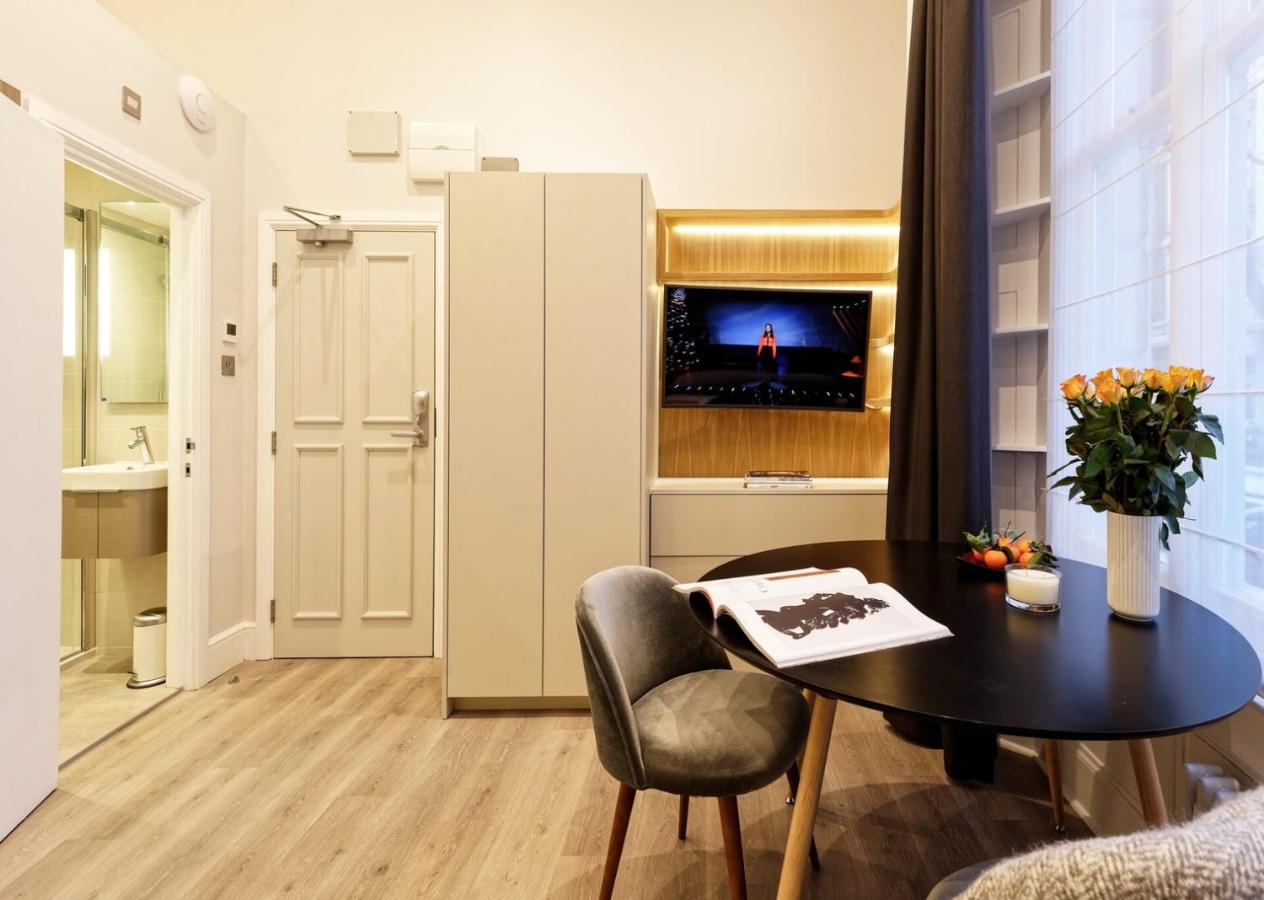 Nice classy Ground floor studio 3 min Notting Hill - B&B London