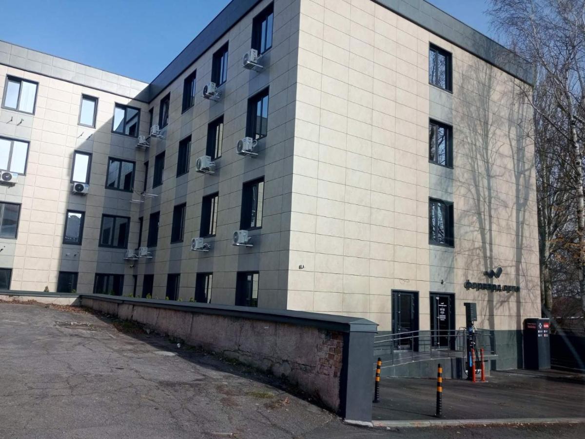 Design Studio с современным интерьером - Chambres d’hôtes Dnipro