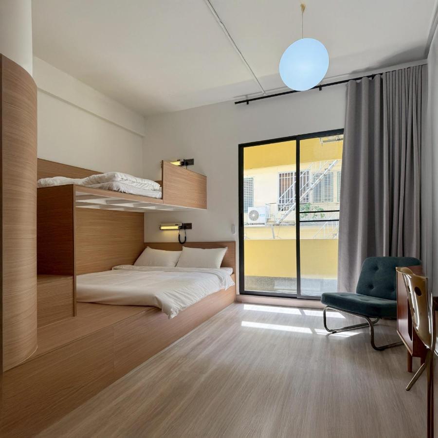 Driepersoonskamer met Eigen Badkamer