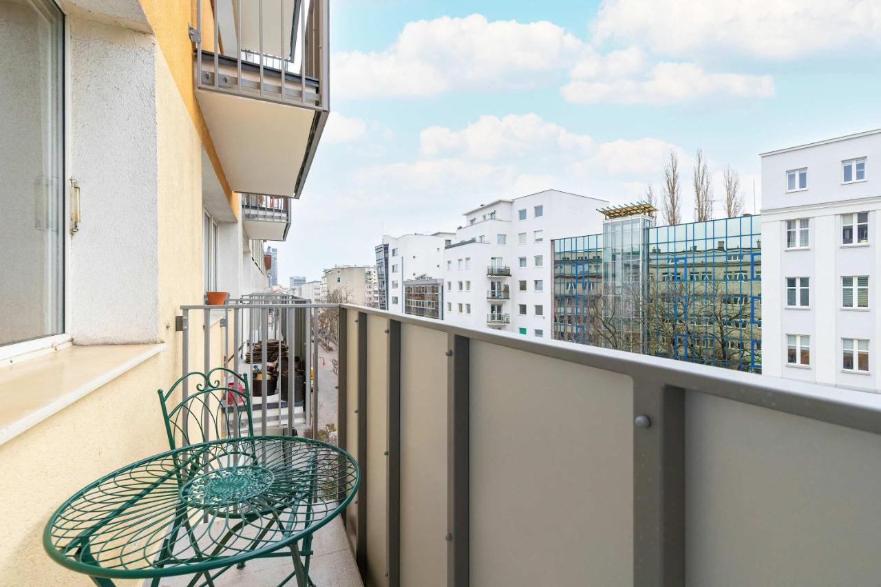 Bright Apartment for 5 in Gdynia Center by Noclegi Renters - Chambres d'hôtes Gdynia