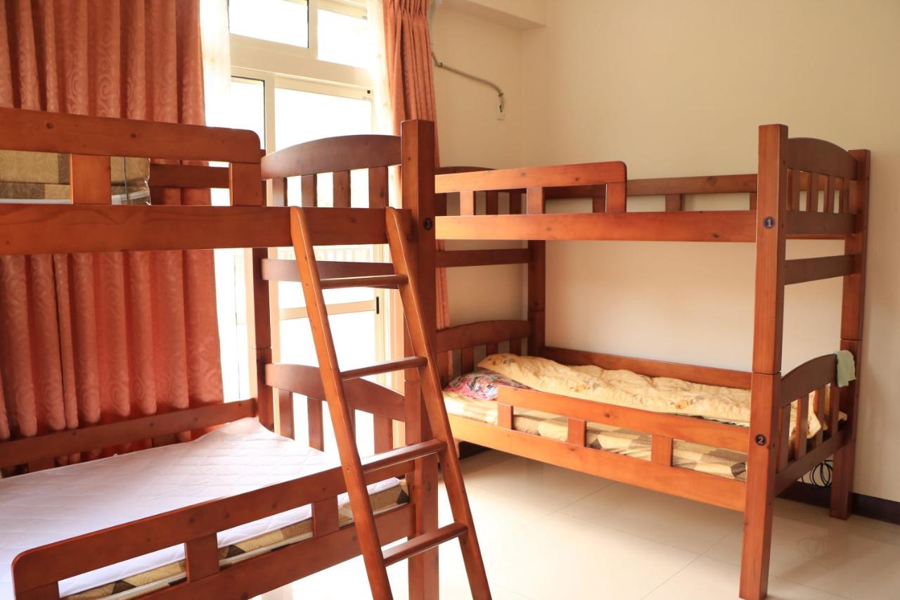 Posto Letto in Dormitorio con 6 Letti 