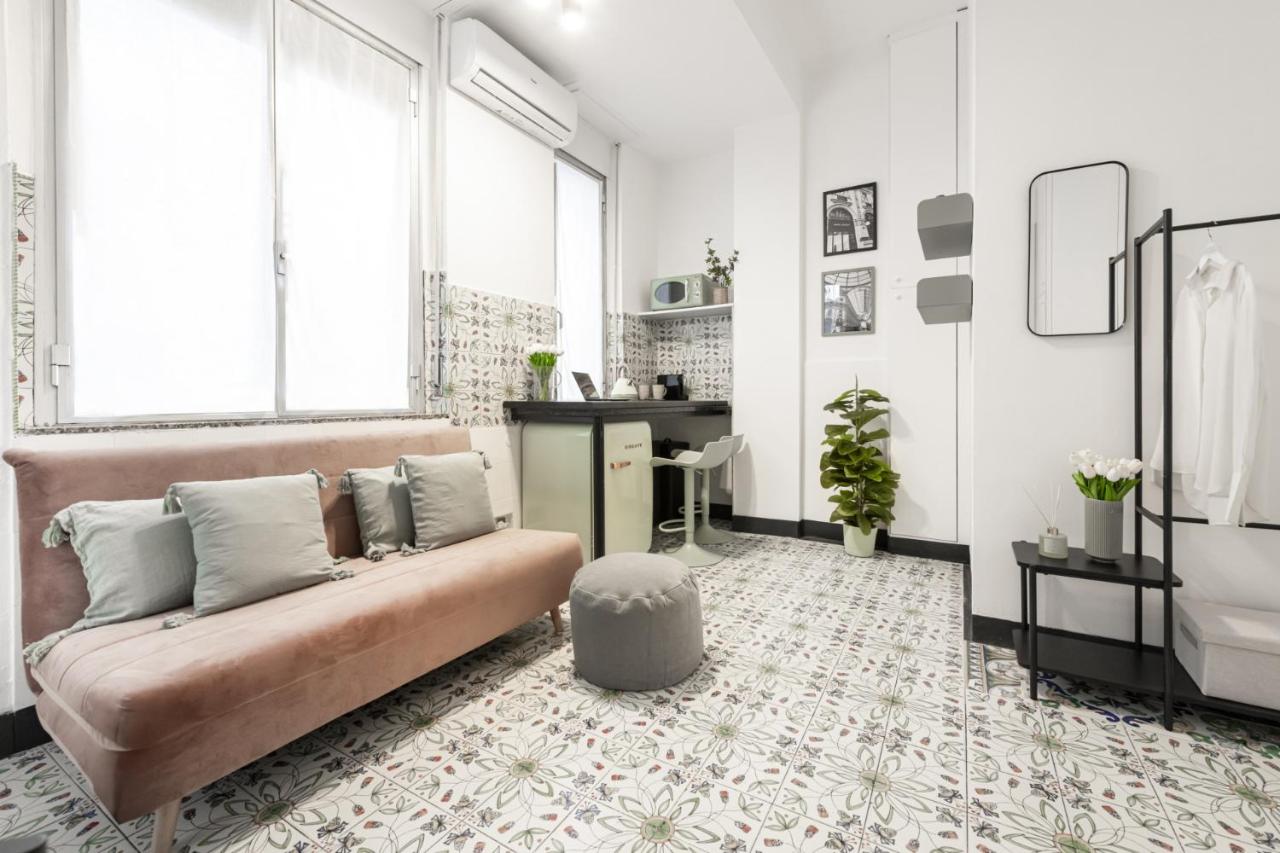 Studio with Balcony