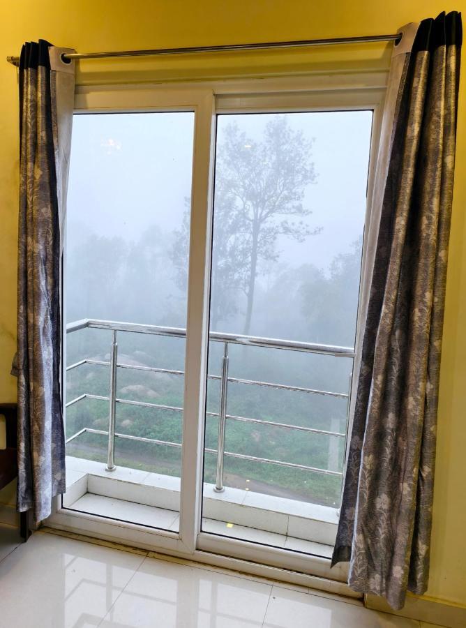 Deluxe Doppelzimmer (2 Erwachsene & 1 Kind)