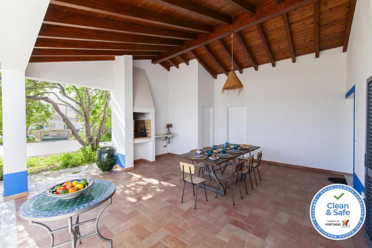 D13 - Eiras Velhas Holiday House in Almádena - Ferienwohnung Almádena