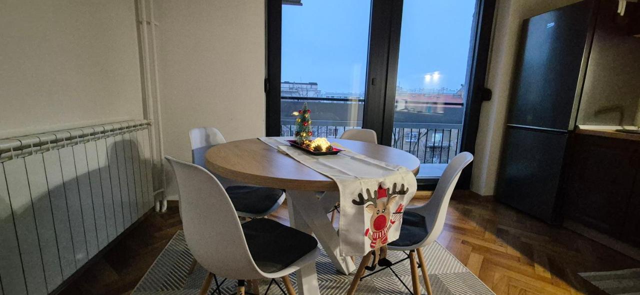 Lux stan na dan - Ferienwohnung Novi Sad