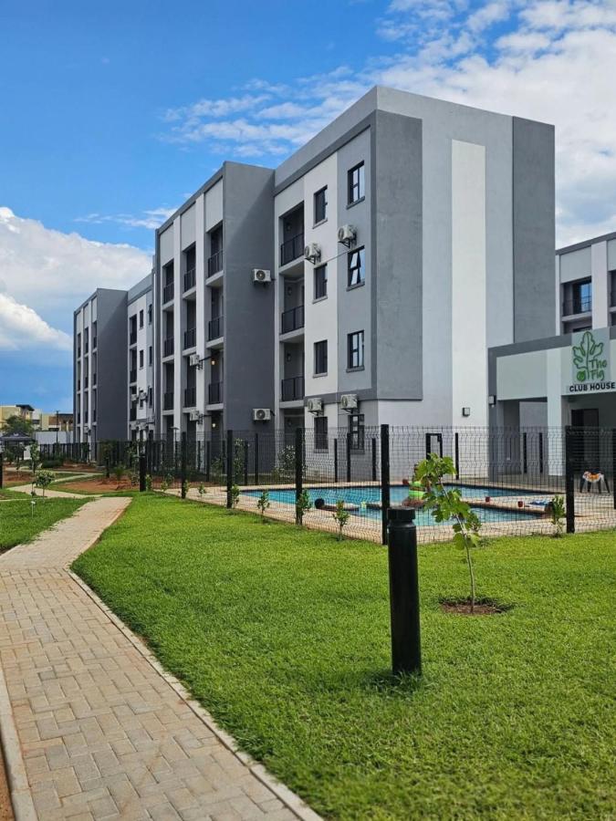 Stylish Studio Retreat - B&B Gaborone