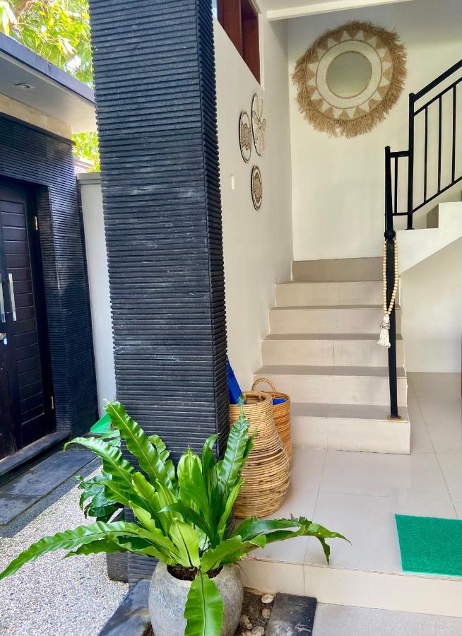 Villa Tenang Legian - B&B Legian
