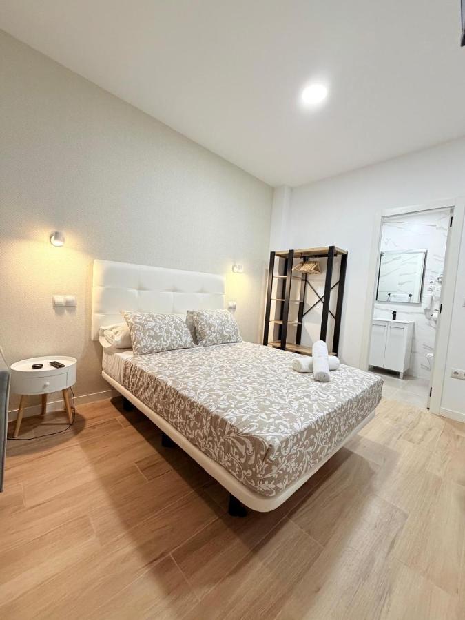 CH DIDI Colonia - B&B Madrid