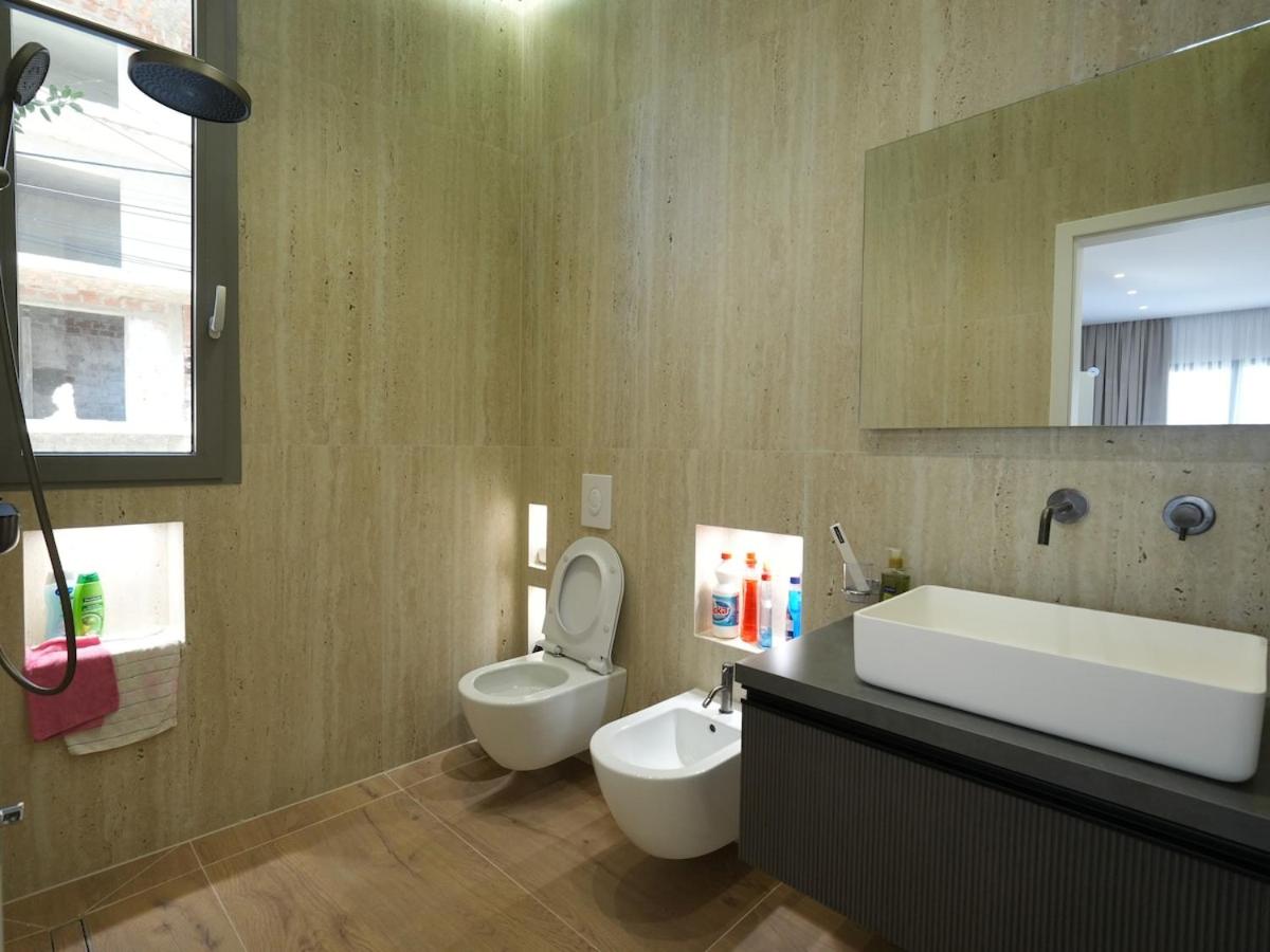 Porta Maris Apartment - B&B Durrës