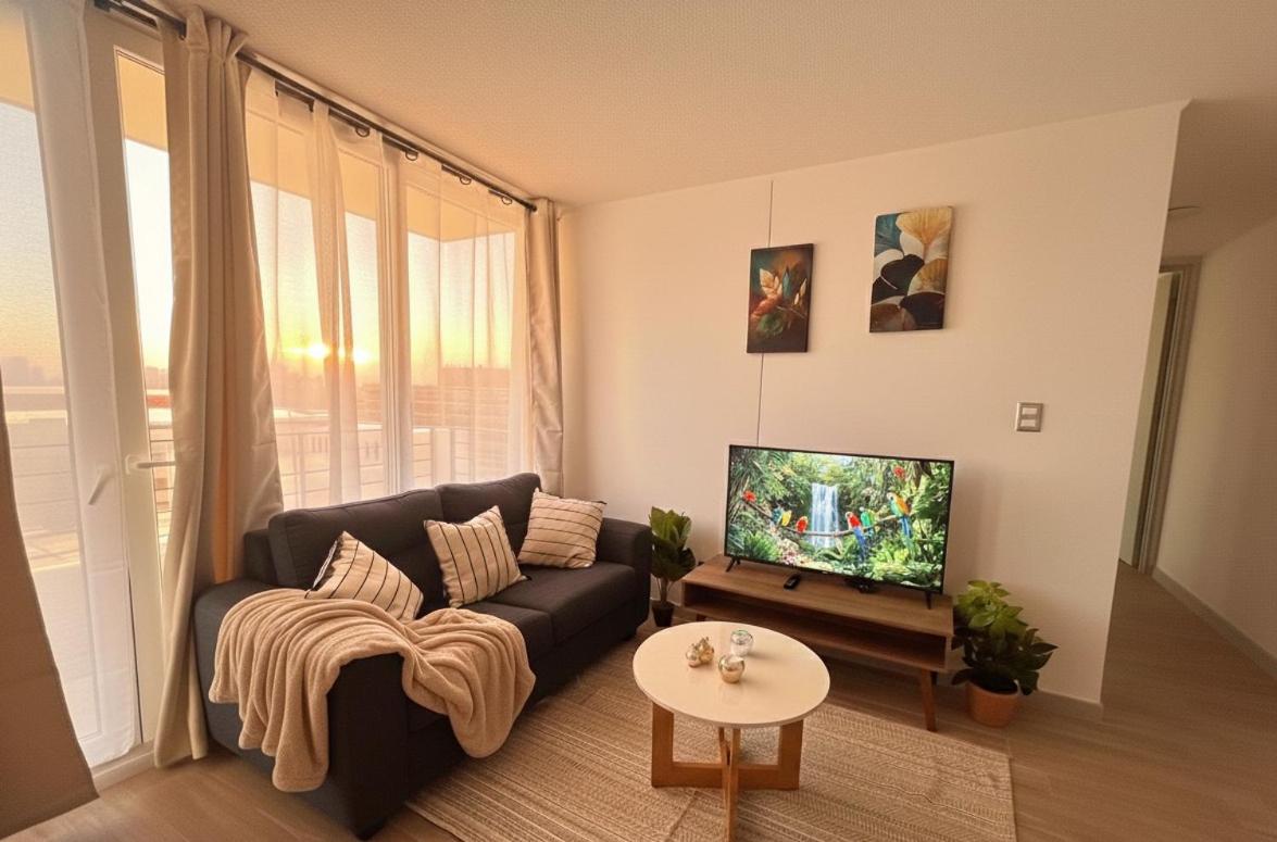 Movistar Arena y Parque Ohiggins I 2H1B I Estacionamiento - B&B Santiago del Cile