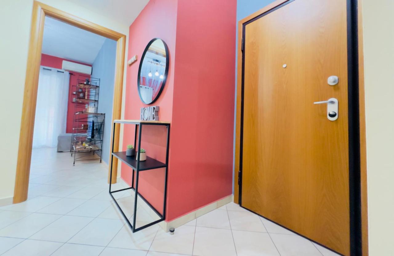 Tobacco Warehouse Apartment - City Center Gem - B&B Kavala