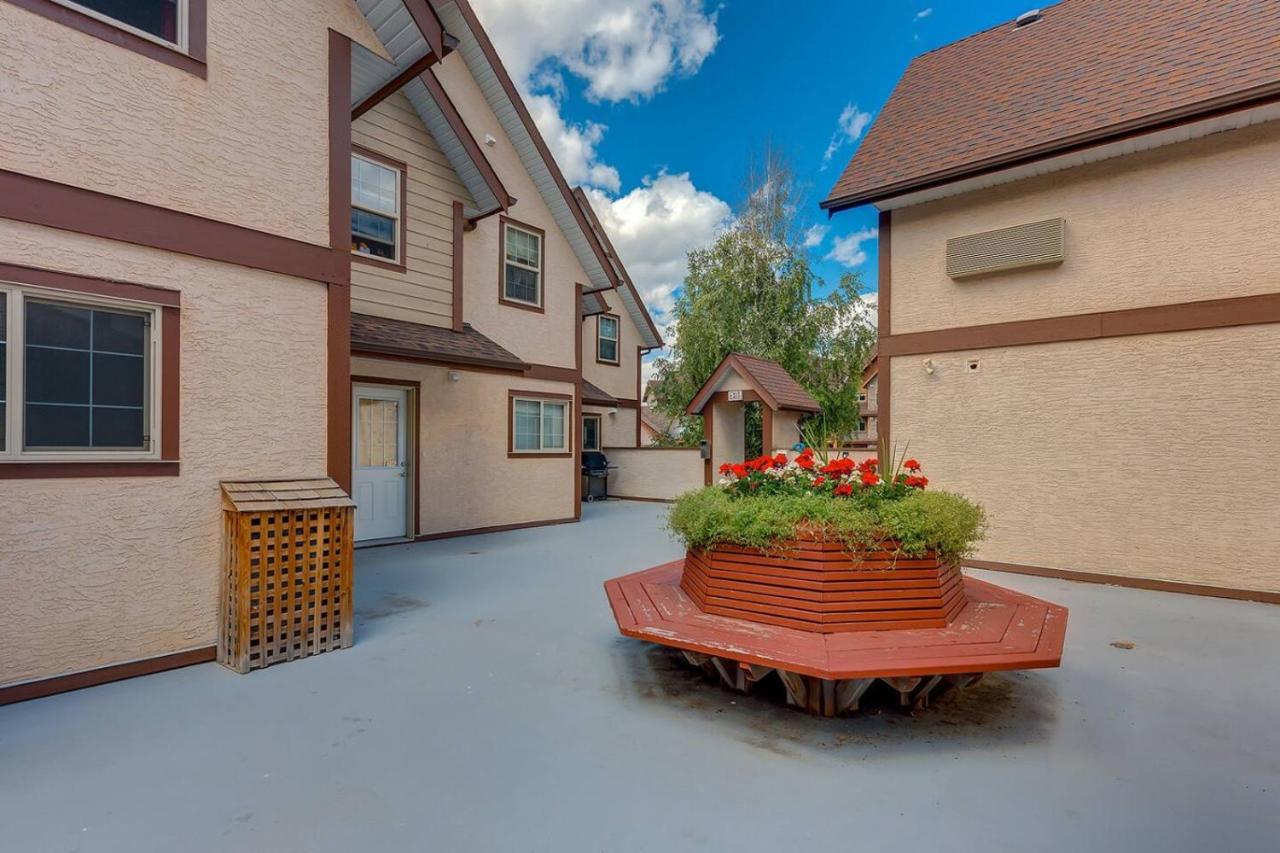 The Perfect Getaway for Exploring Canmore and Banff) - B&B Canmore