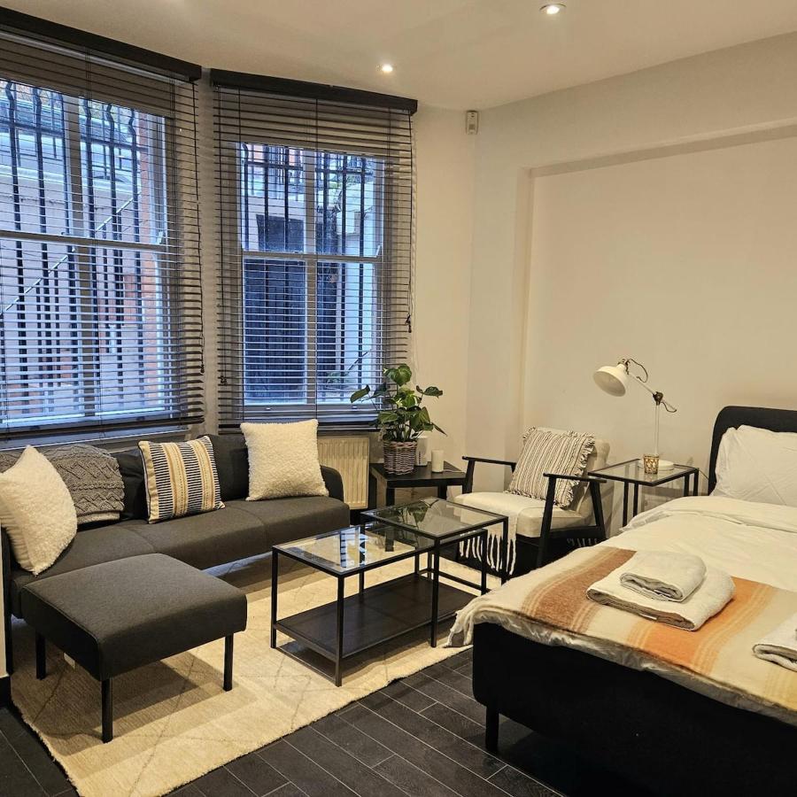 Stylish Large Studio Apartment in Kensington - Ferienwohnung London