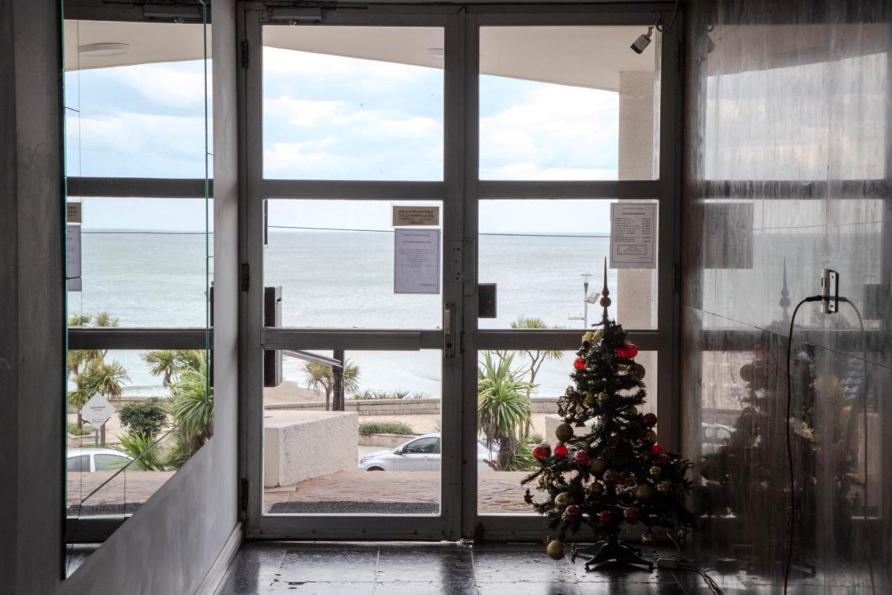 Depto frente a Playa Varese - 4 personas con vista al mar - Bed and Breakfast Mar del Plata