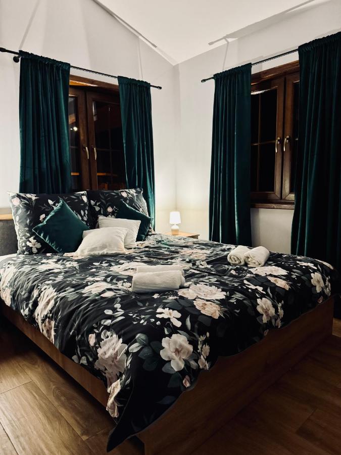 Pstrągowo - domki z jacuzzi - B&B Machowa