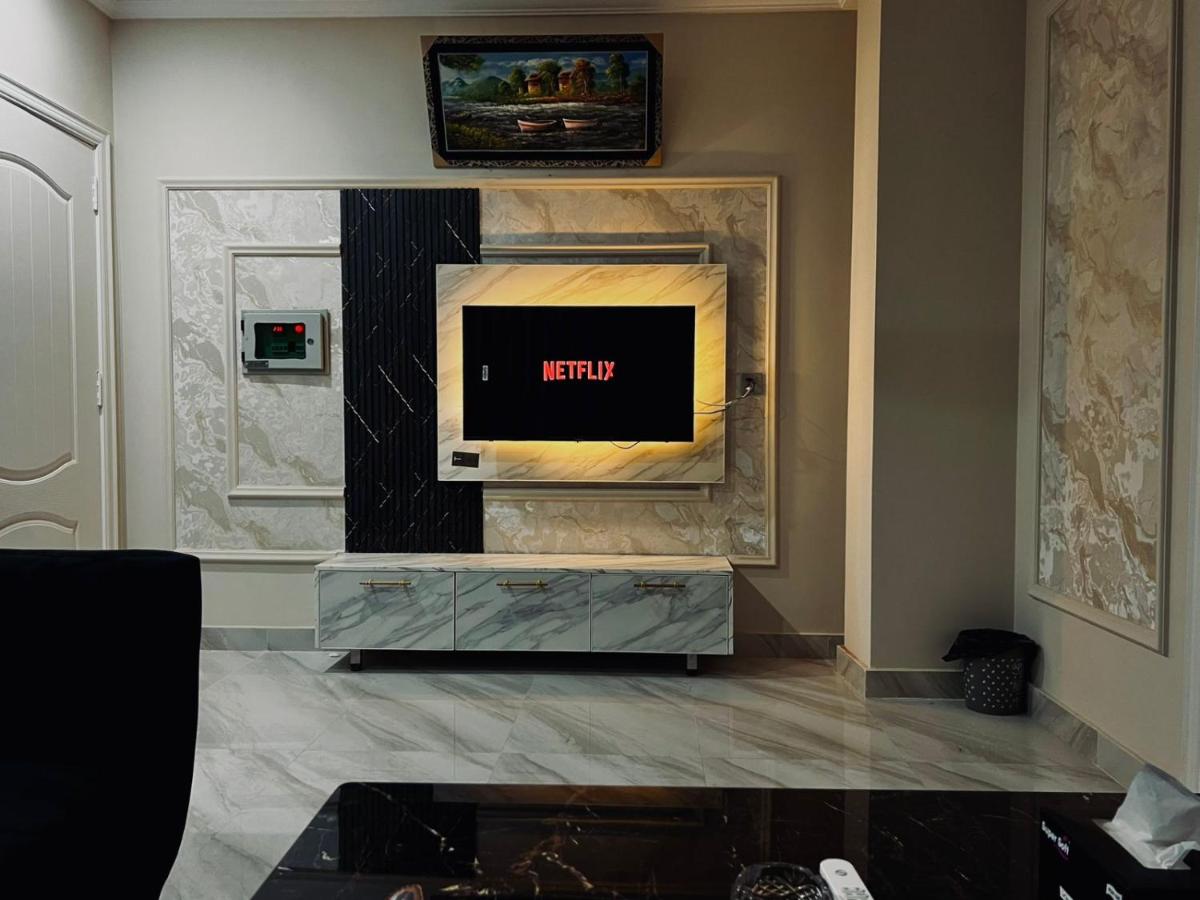 Bahria Luxury Apartments - B&B Lahore