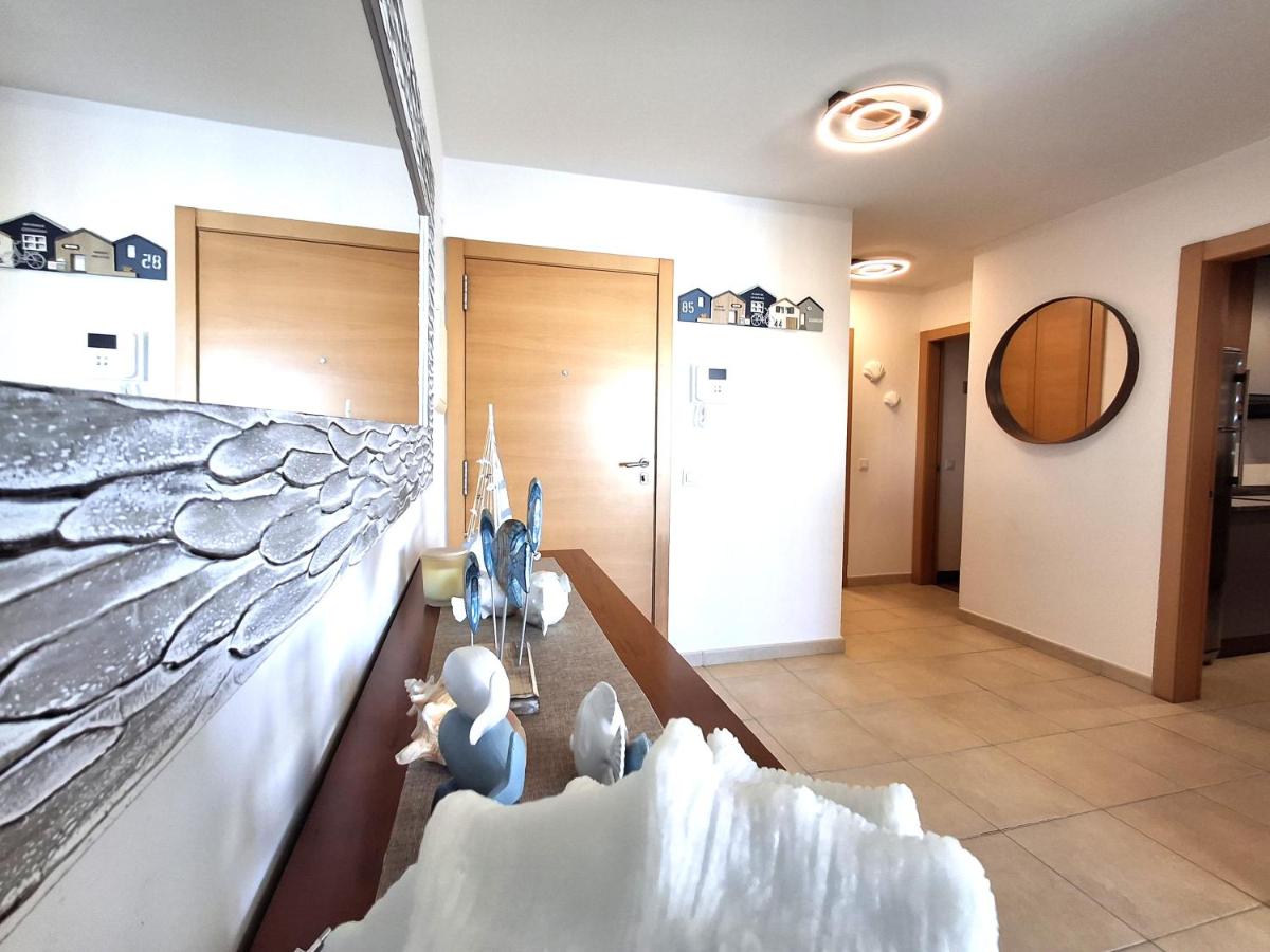 Marina PLAZA Beach Apartment - B&B Portimão