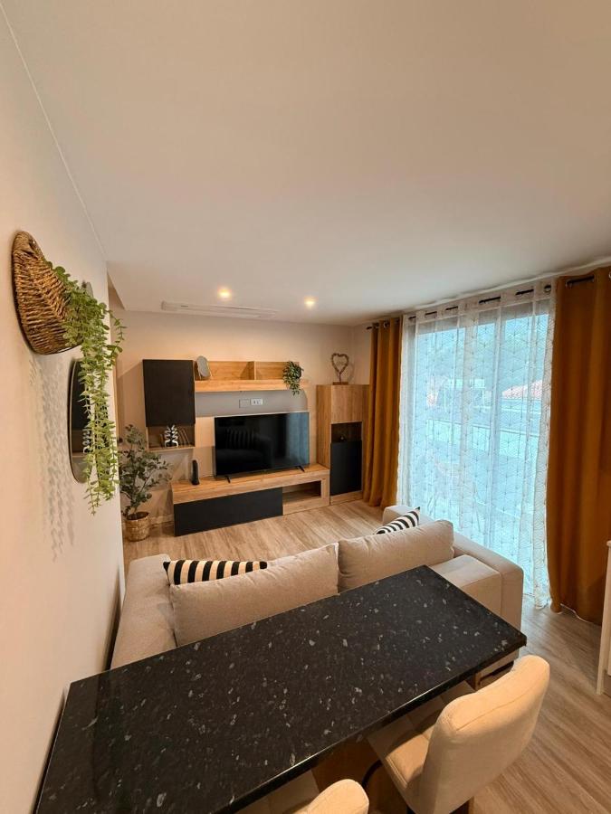 Golden Tide - B&B Machico