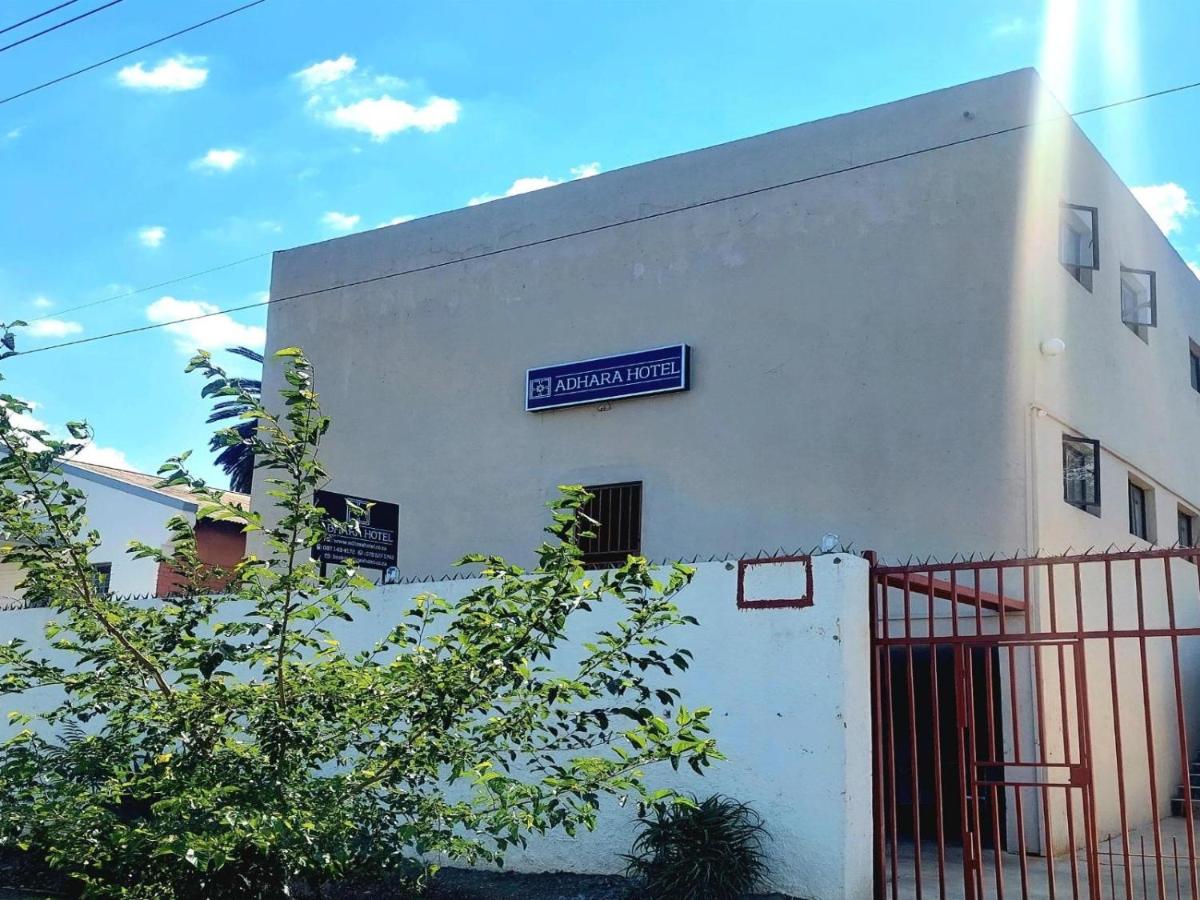 Adhara Guesthouse - Bed and Breakfast Johannesburg