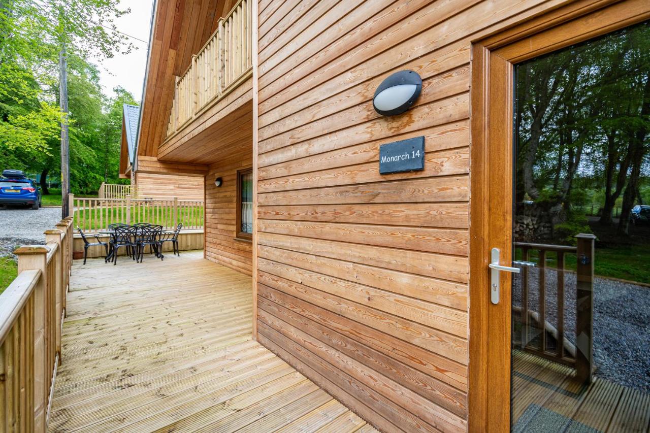 Monarch Lodge 14 with Hot Tub - B&B Belladrum