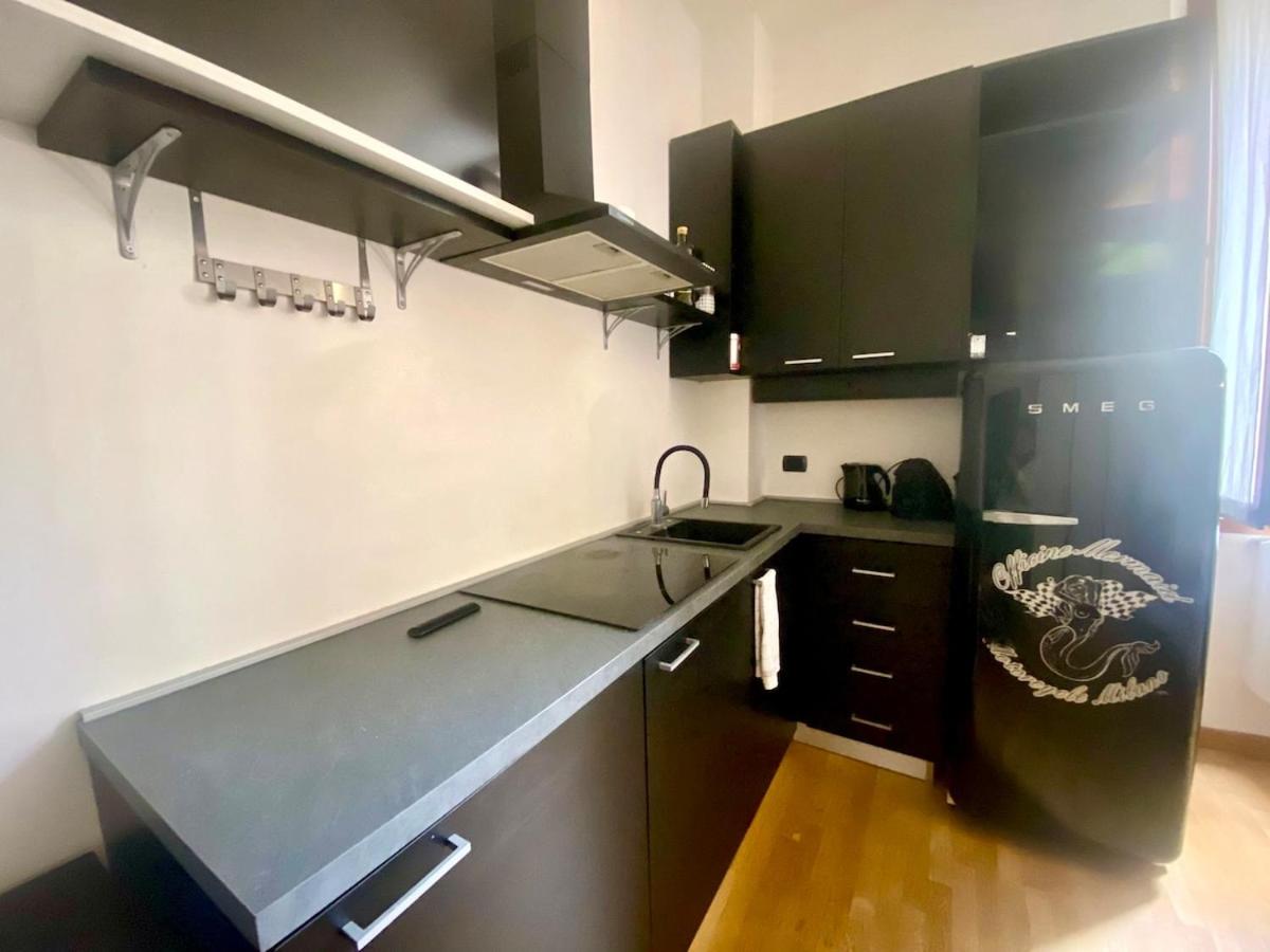 Isola apartment 10 minutes from Corso Como - B&B Milán