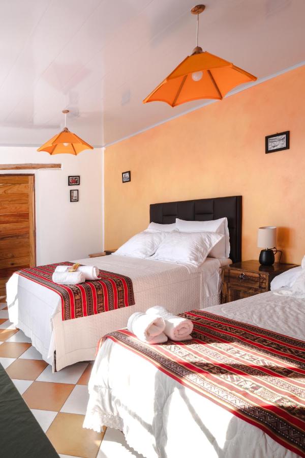 Basic Triple Room with Shared Bathroom