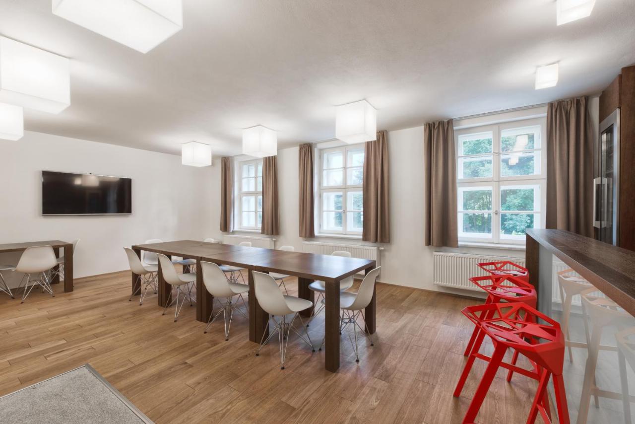 Theresian Apartments