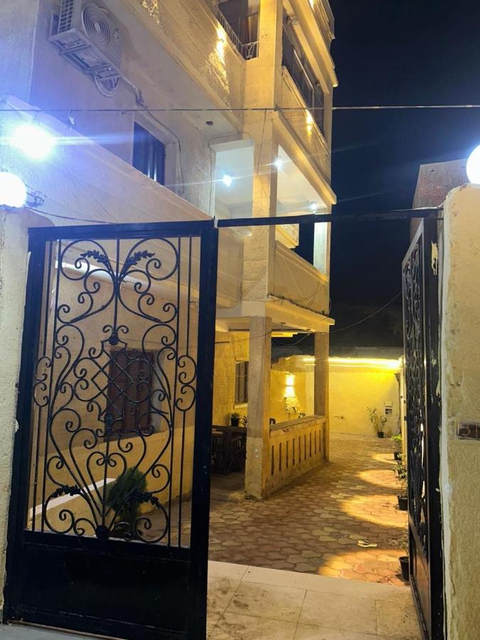 Pyramids essence view - B&B Cairo