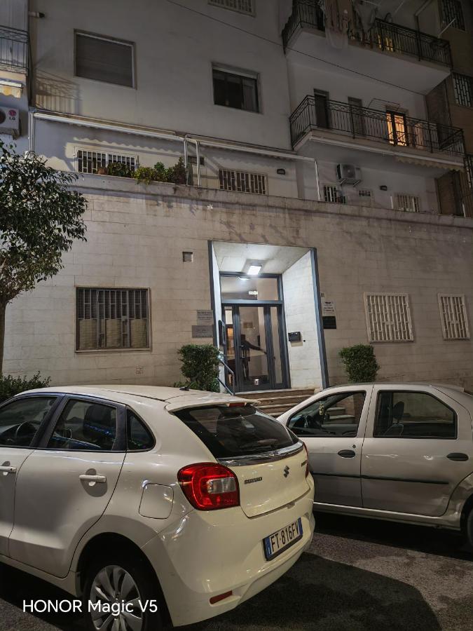 Di Vaio's apartments Colli Aminei - Ferienwohnung Neapel