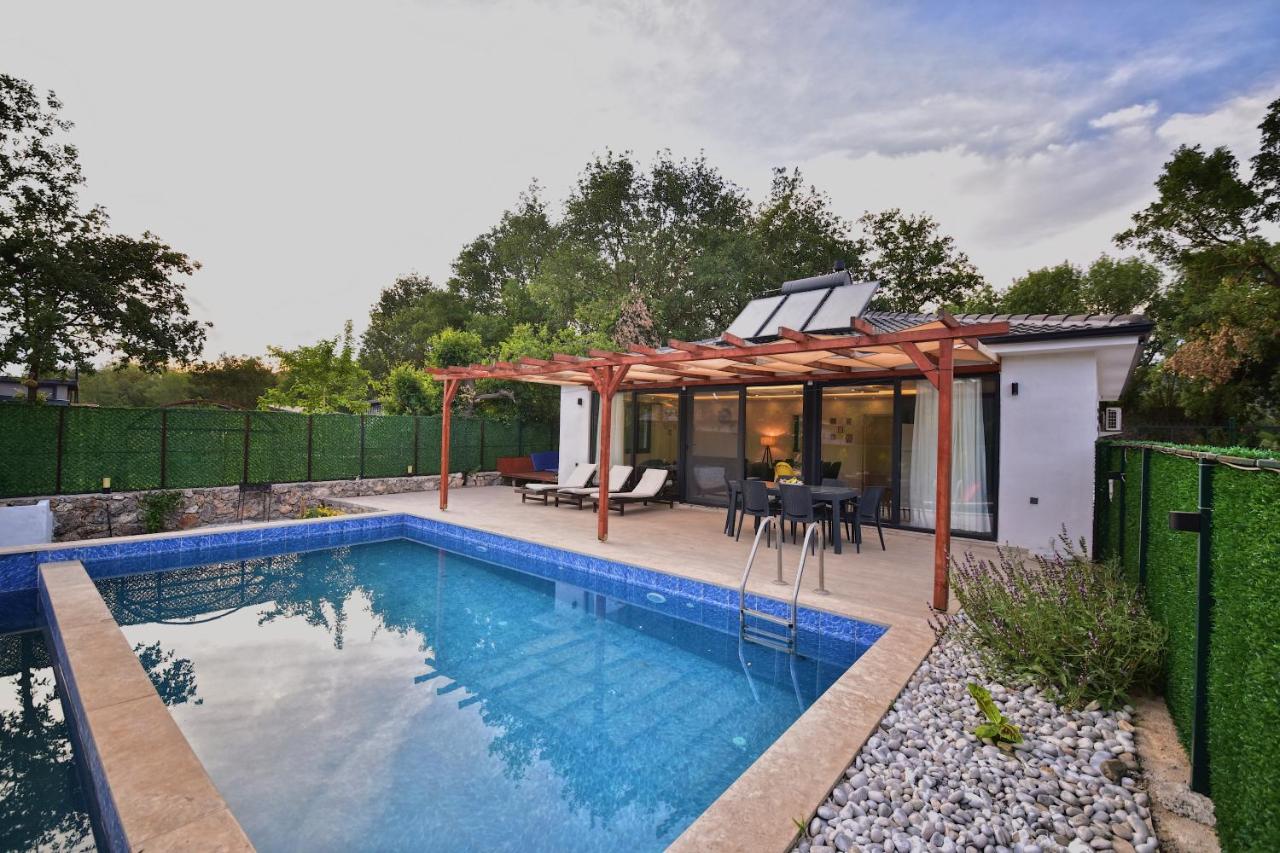 Villa mit 2 Schlafzimmern