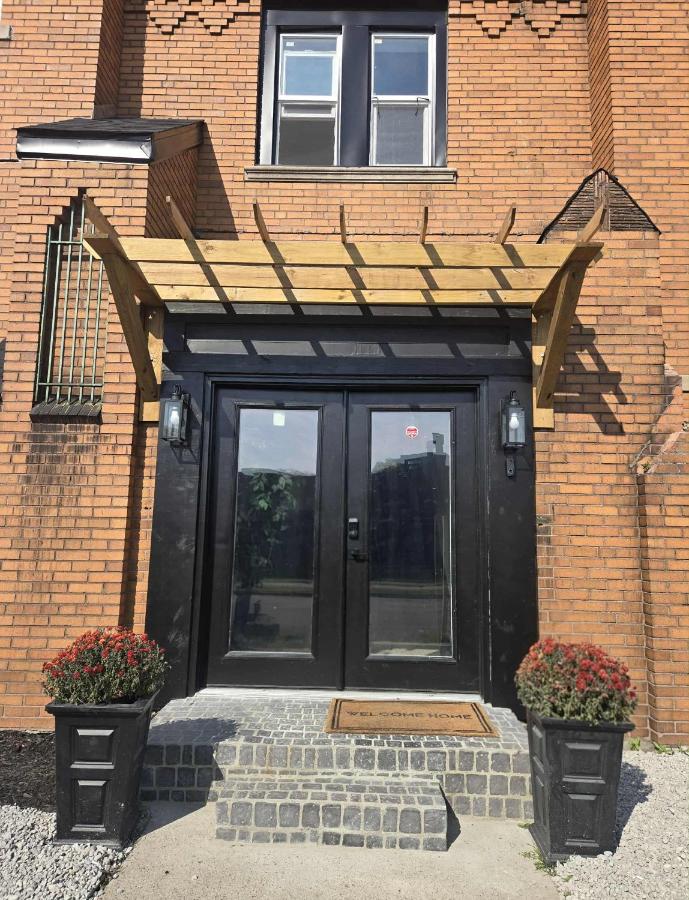 Nomad Pad - B&B Detroit