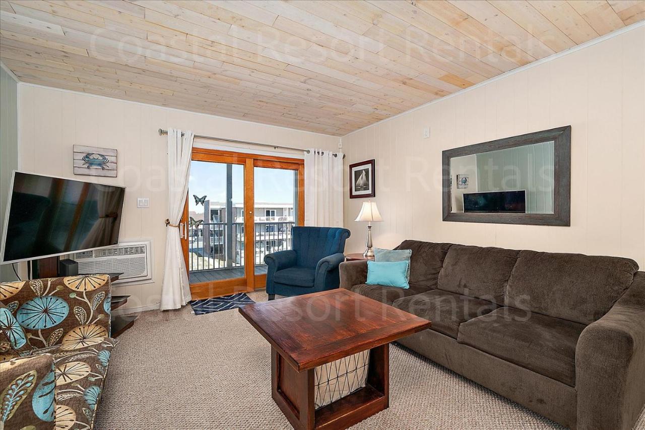 Sea Breeze - Beautiful Canal Views from this Cozy 2 Bedroom Condo! - B&B Ocean City