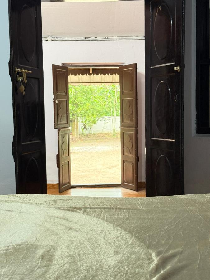 Leaves N' Spi-ces Heritage House - B&B Alleppey