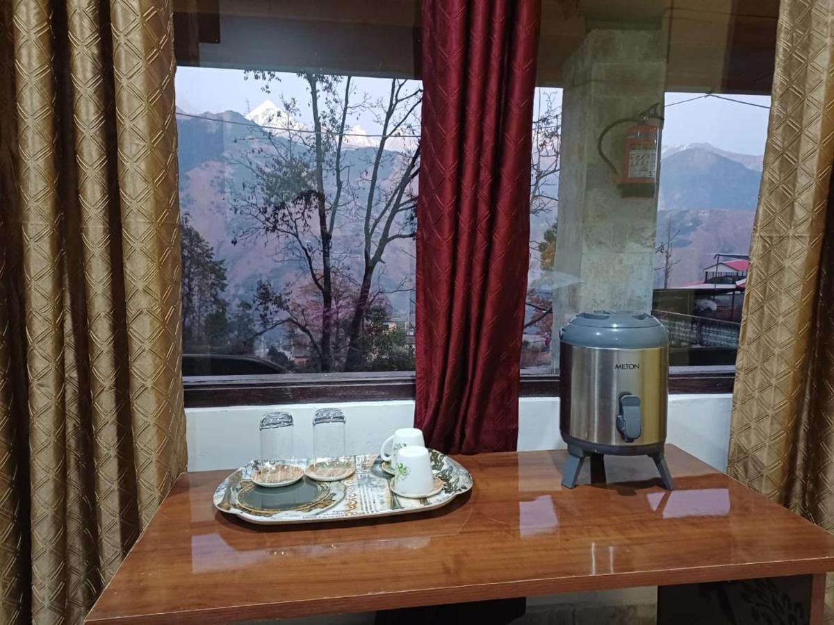 The Explorer's Den - B&B Munsiyari